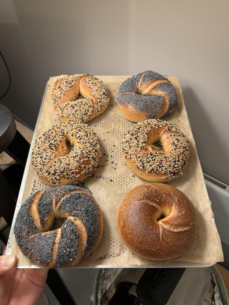 Finally achieved the perfect bagels ! Finally achieved the perfect bagels !