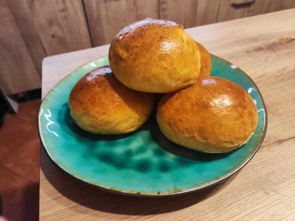 My first attempt at burger buns!