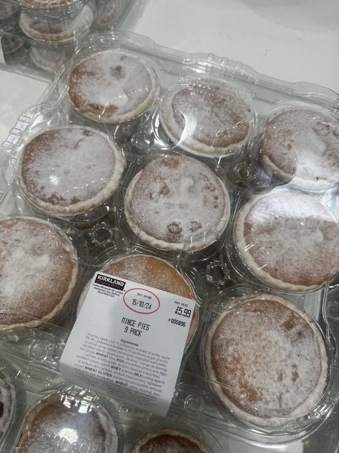 When in Rome .. or Costco 🧑‍🎄 🥧 🩵