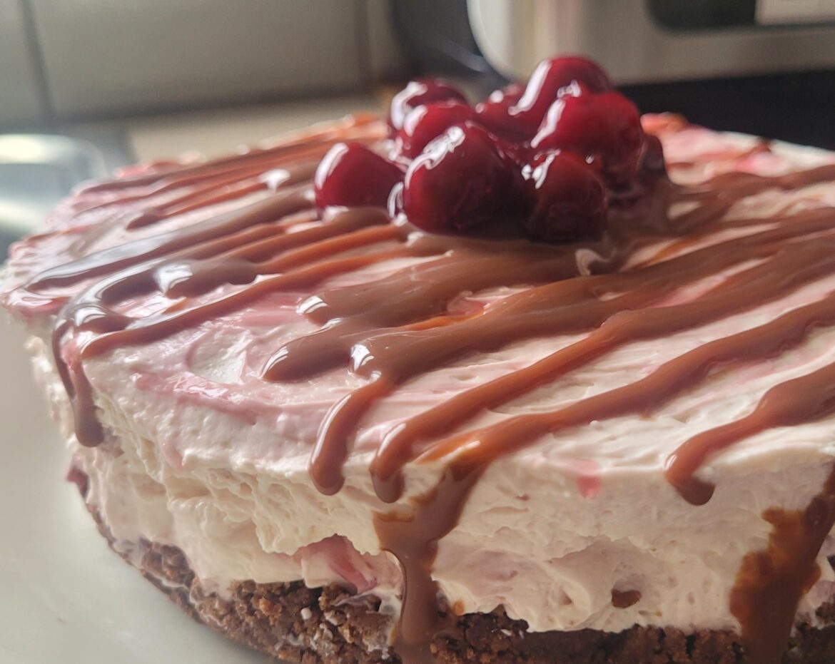 Black forest cheesecake