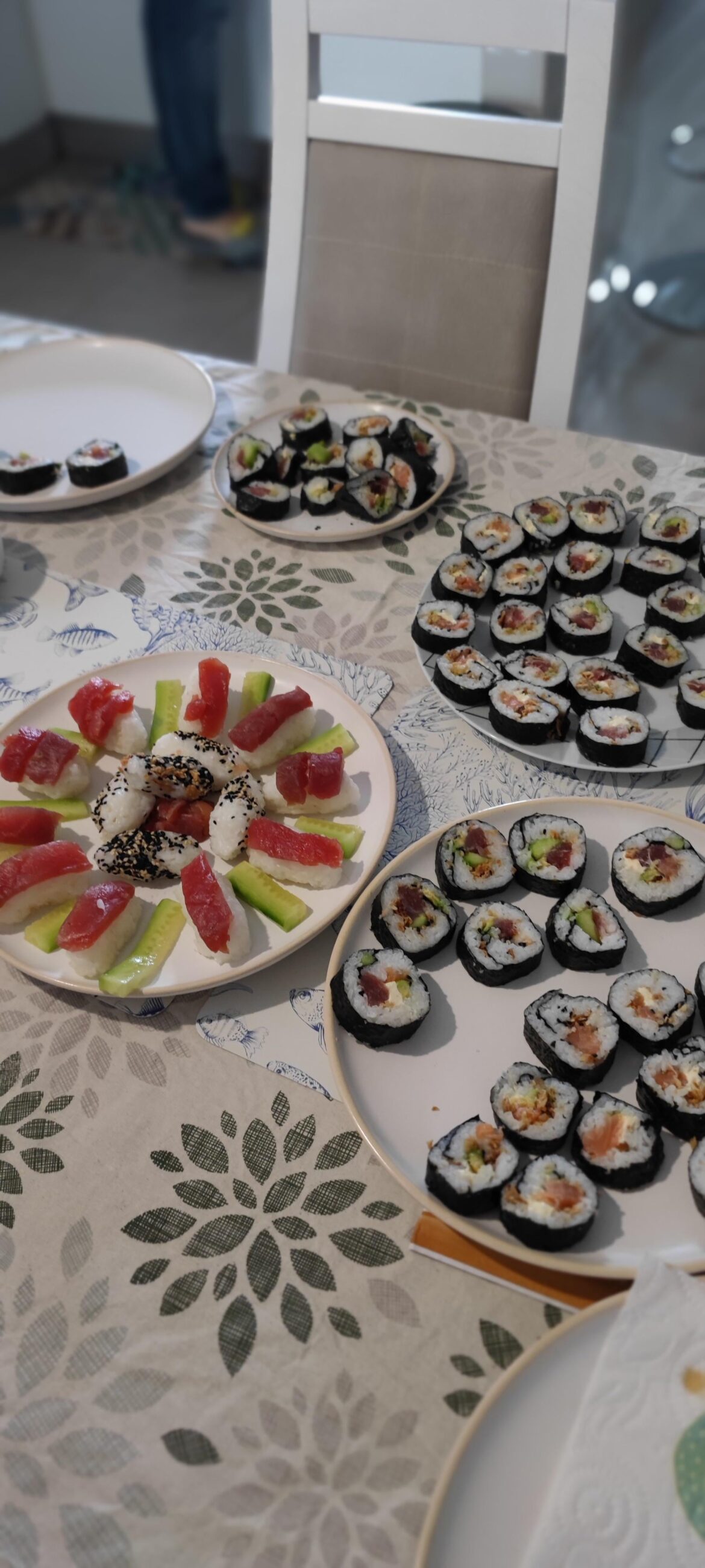 my first sushi promise to improve😍