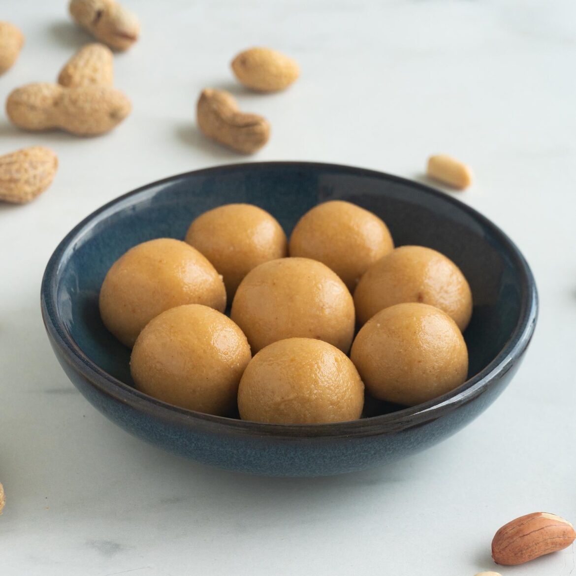 Keto Peanut Butter Bites