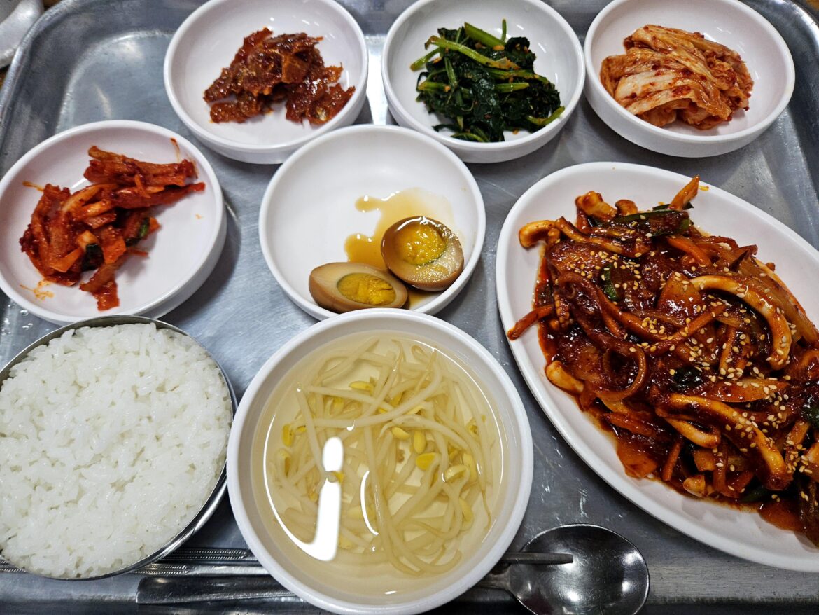 Today's lunch: Stir-fried squid