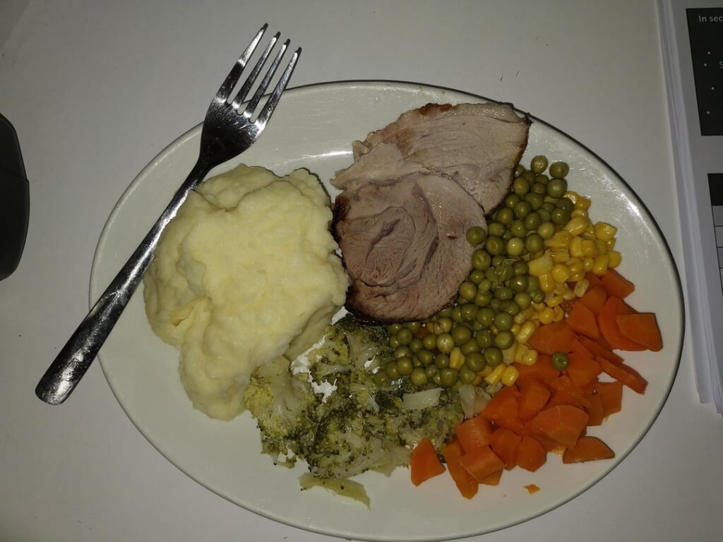 Calories in this roast pork dinner?