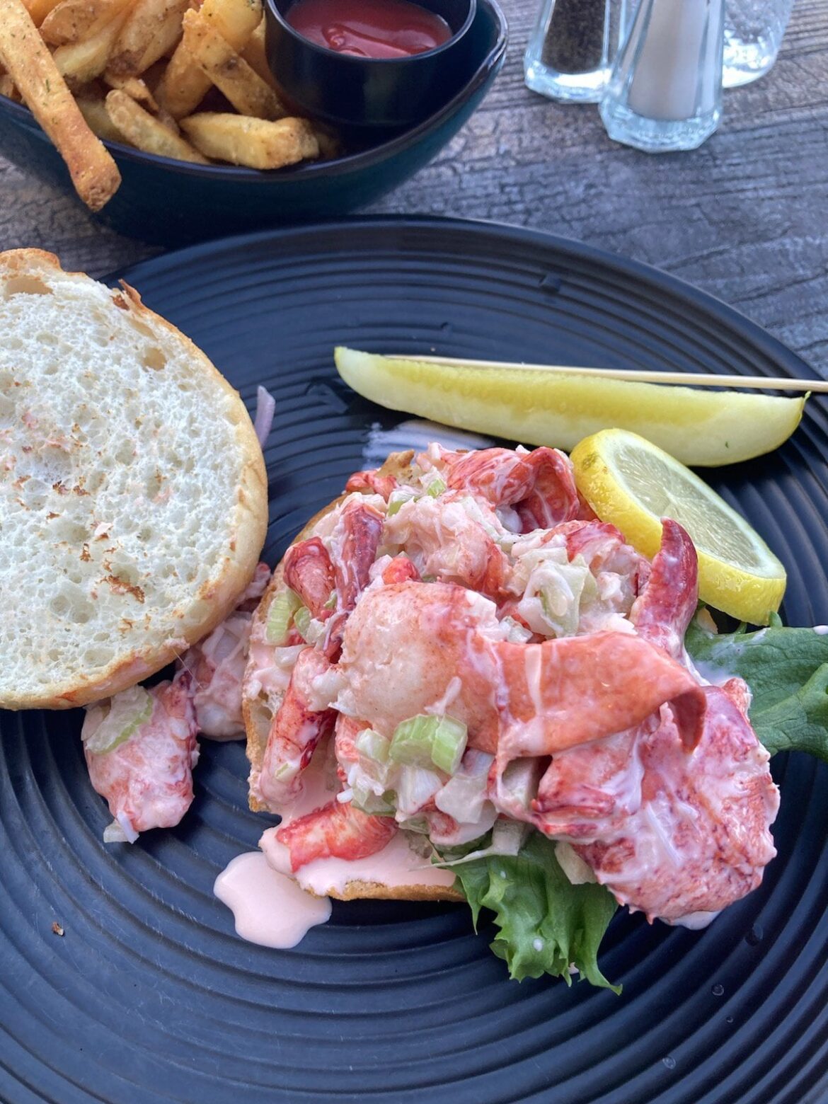 Absolutely ridiculous lobster roll