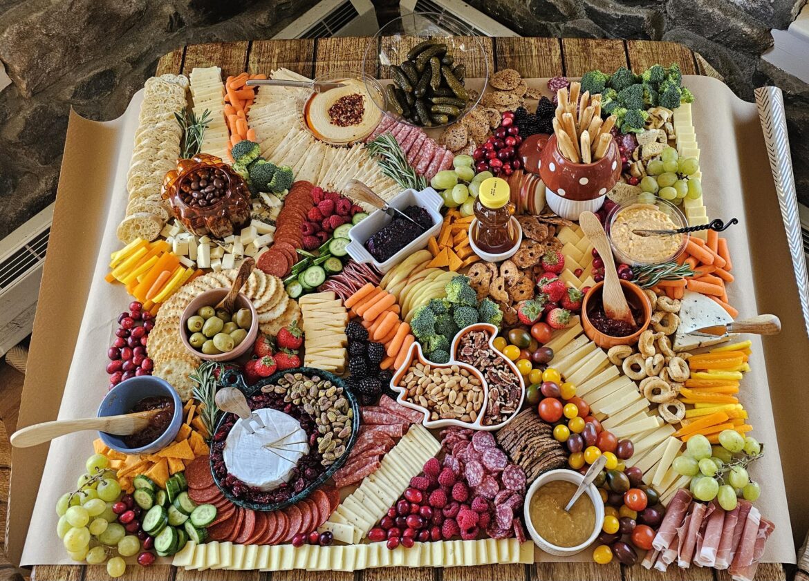 My biggest board yet 🧀