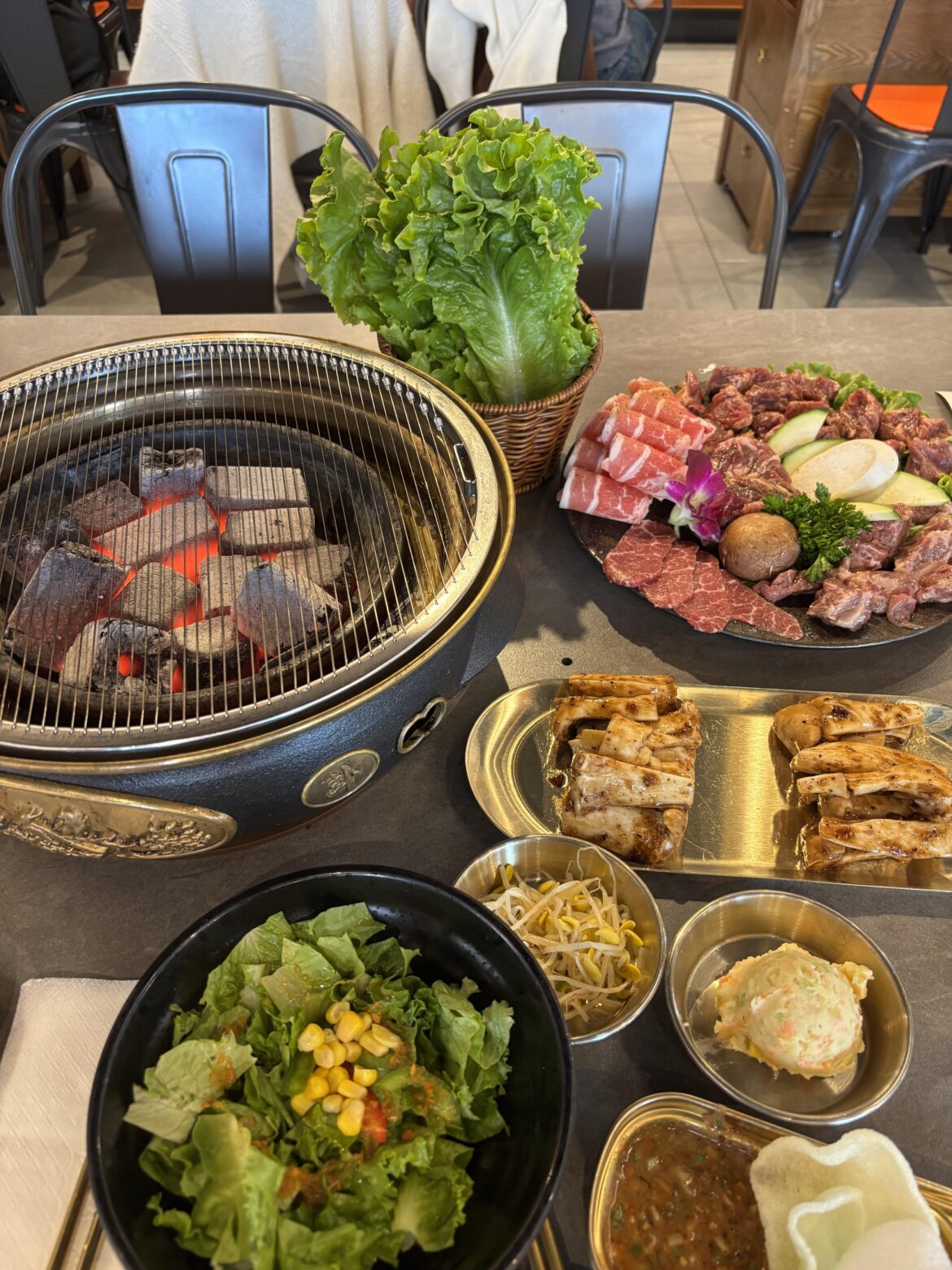 Meat AA7 - Charcoal BBQ