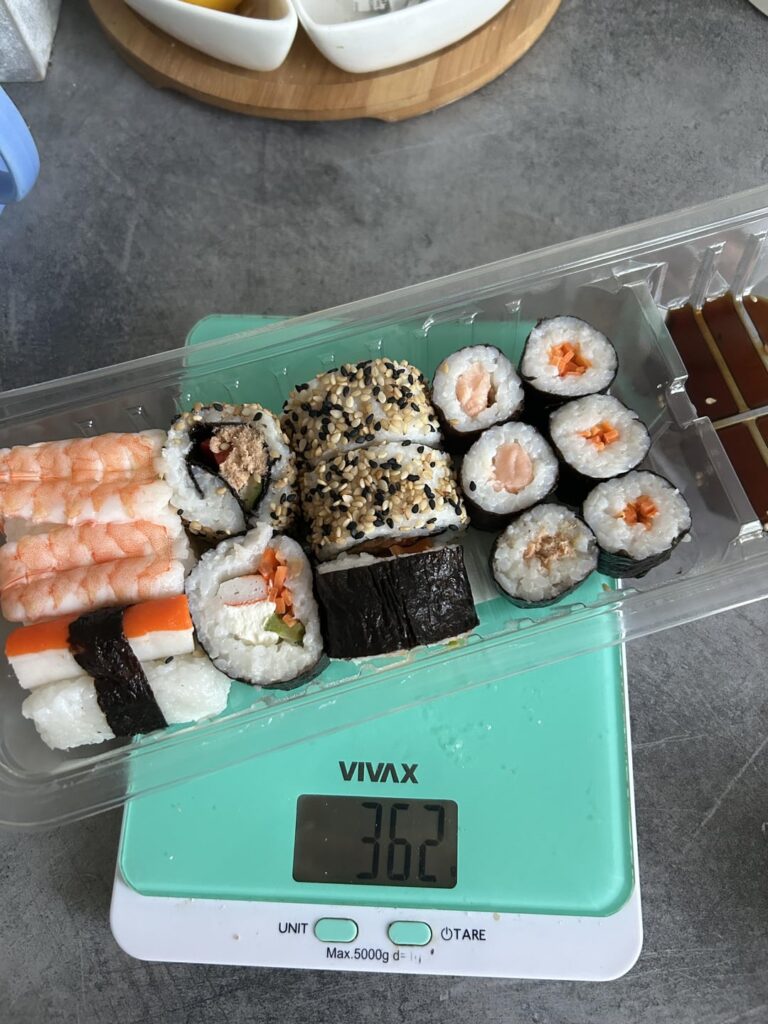 sushi estimated calories. snapcalories told me this is over 3k calories but i think that’s very impossible, total weight without package is 330 grams