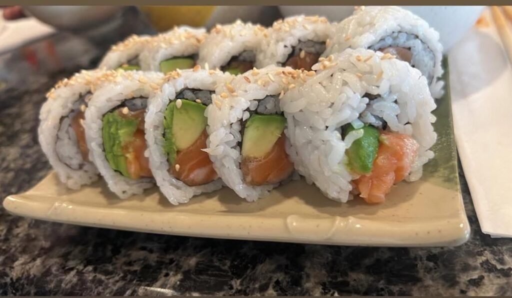 Salmon avocado roll