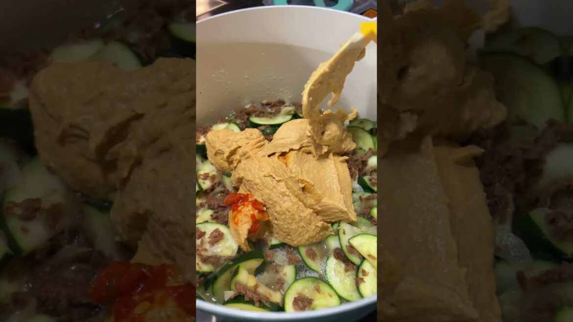 Beefy Hummus & Zucchini Pasta #PastaPerfection #plantbased