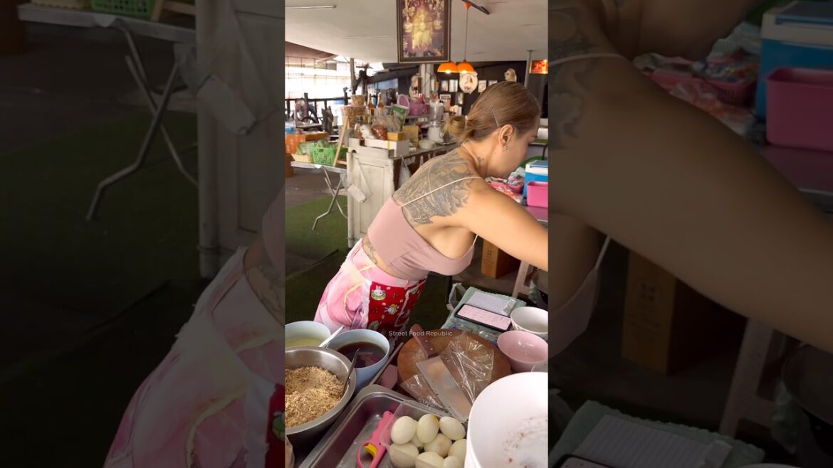 She Serve Delicious Crispy Pork Belly Basil -Thai Street Food She Serve Delicious Crispy Pork Belly Basil -Thai Street Food