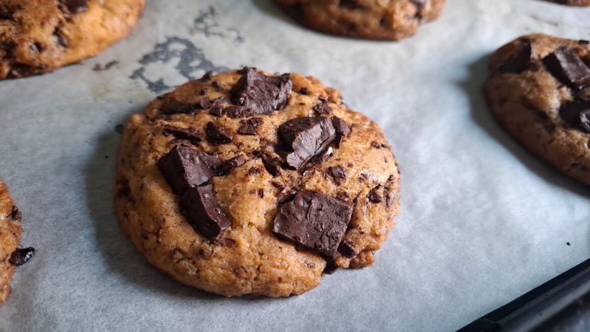 ASMR | The SECRET to Perfect Soft & Chewy Chocolate Chip Cookies in JUST 8 MINUTES! | FLAVOURS ASMR | The SECRET to Perfect Soft & Chewy Chocolate Chip Cookies in JUST 8 MINUTES! | FLAVOURS