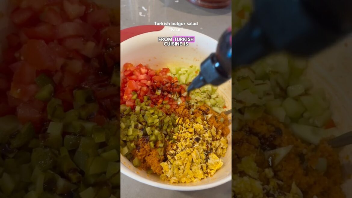Kisir #kisir #turkishfood #easyrecipes #healthyfood #salad #bulgur #cookwithme