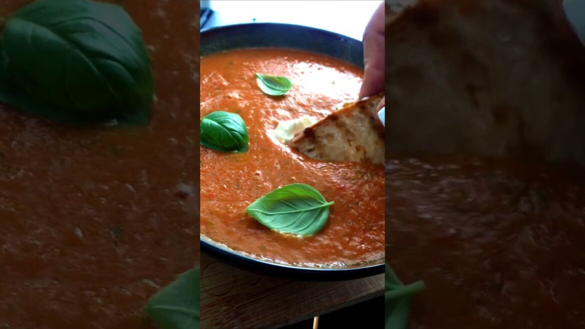 Creamy Roasted Tomato Soup #shorts