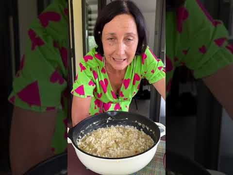 Risotto con uva e gorgonzola Risotto con uva e gorgonzola