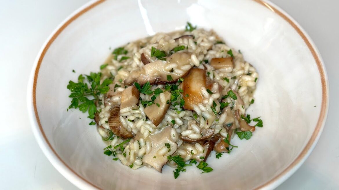 Risotto con funghi Porcini Risotto con funghi Porcini