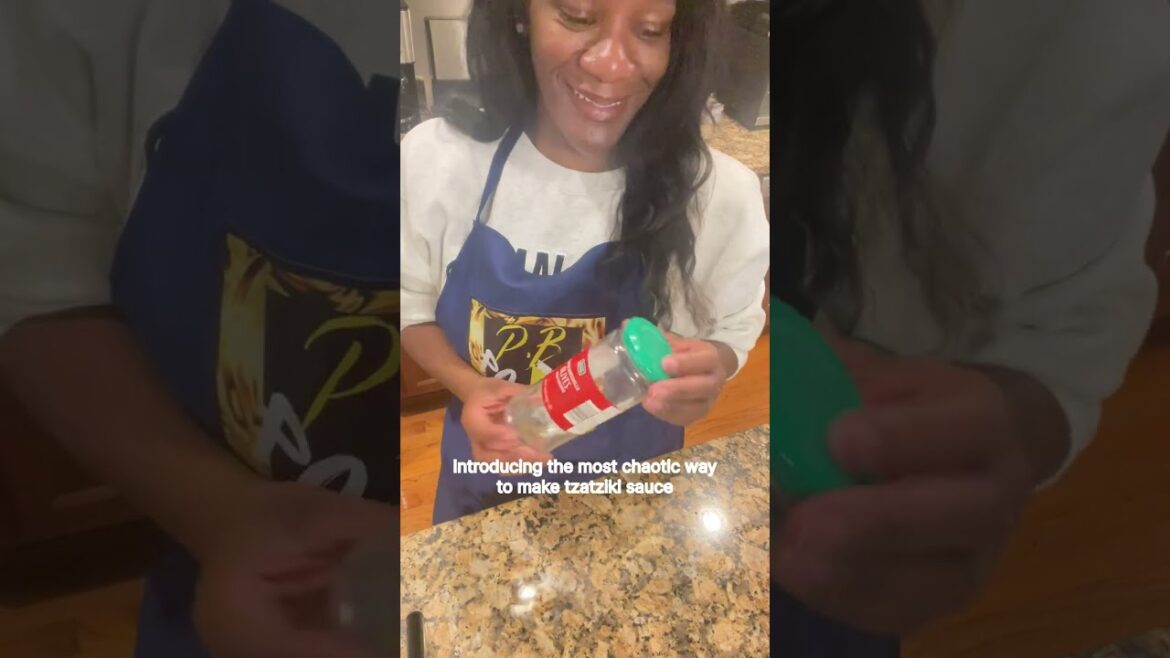 Make a healthy dinner with me: #aldi #meatballs #chicken #weightloss #brownrice #tzatziki sauce Make a healthy dinner with me: #aldi #meatballs #chicken #weightloss #brownrice #tzatziki sauce