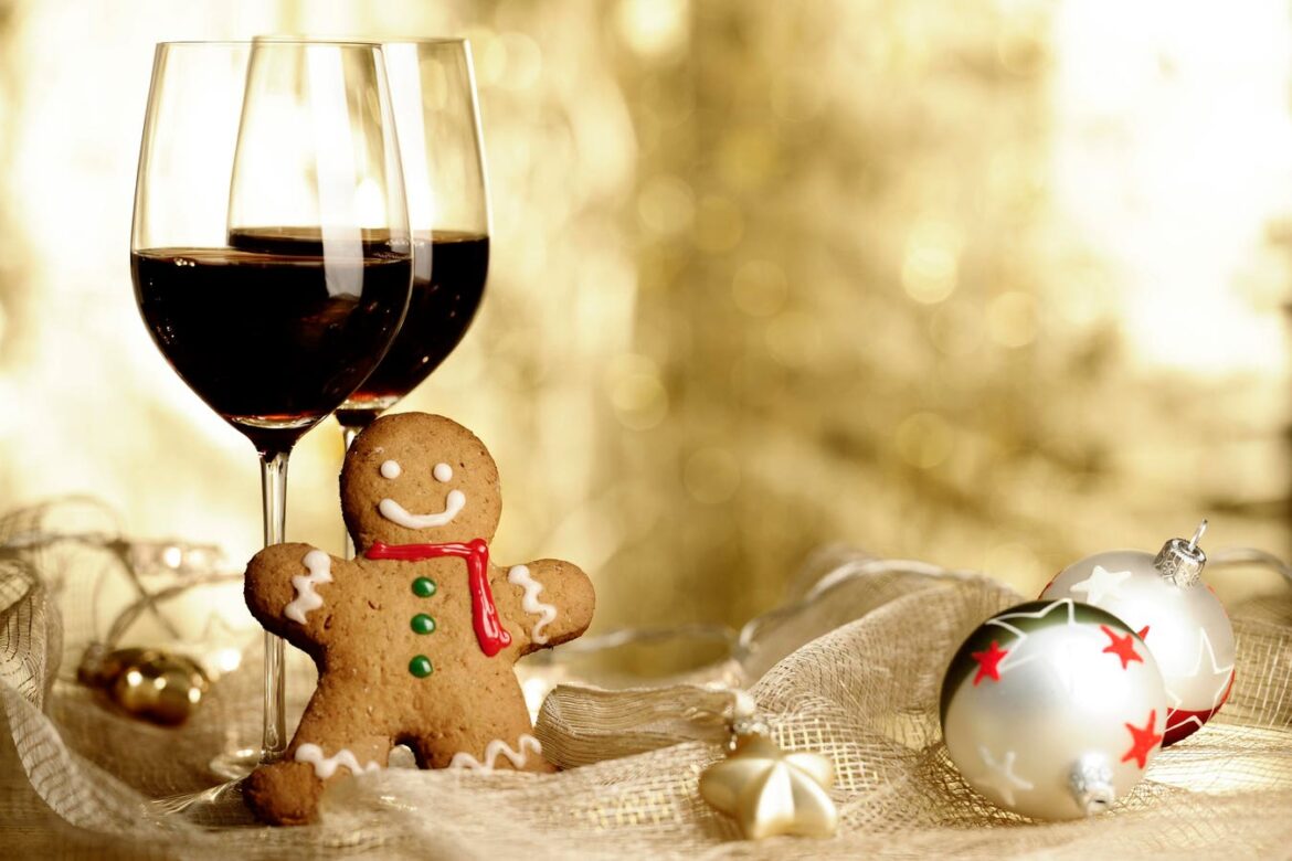 20 Christmas Cookie And Wine Pairings To Elevate Your Holiday