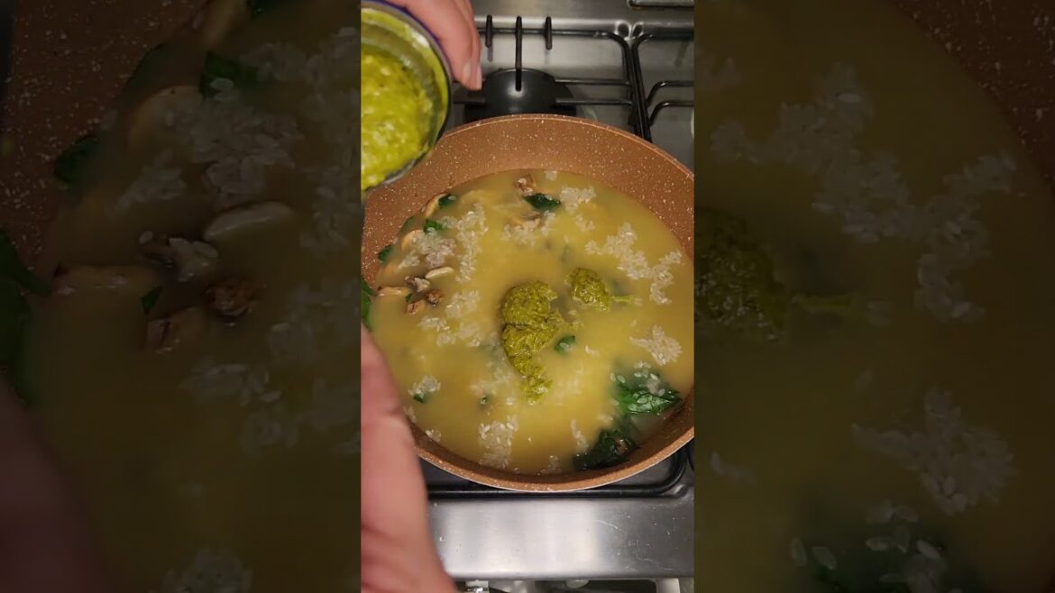 Risotto al pesto. Un platillo ideal para estas #fiestasnavideñas #risotto #recetas
