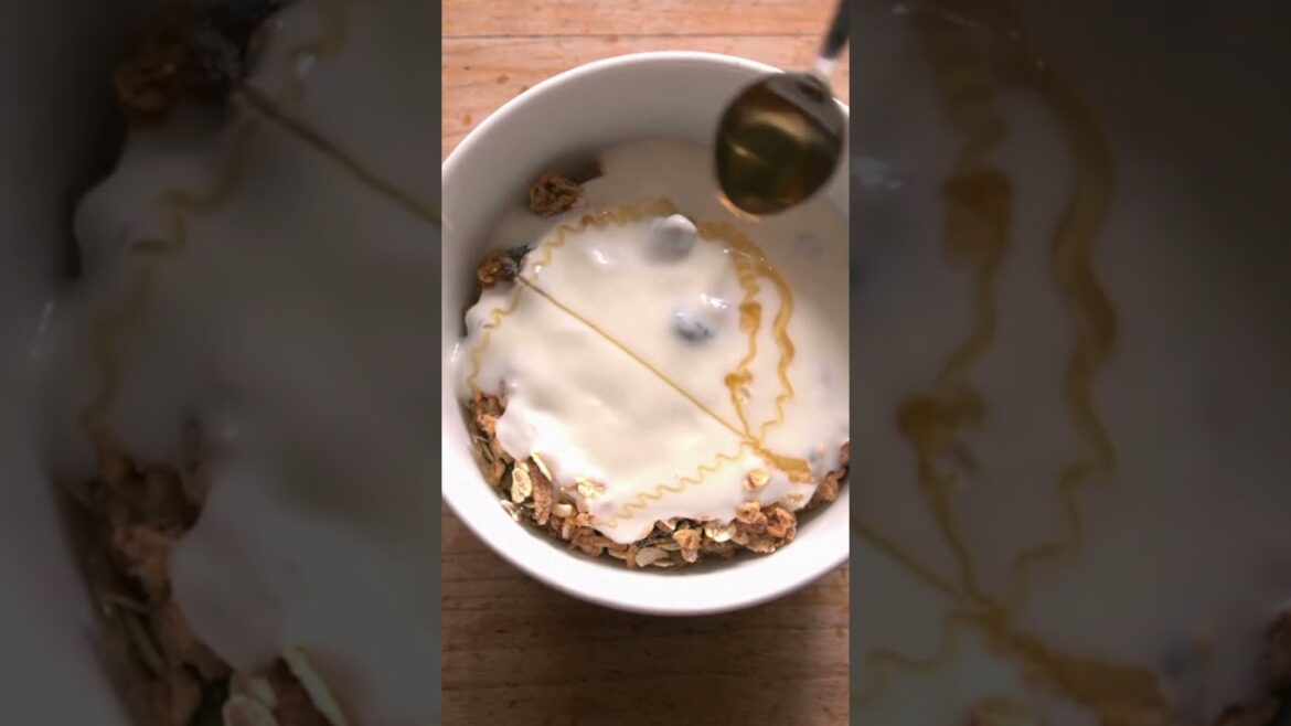 Greek Yogurt with Honey and Nuts #food #pasta