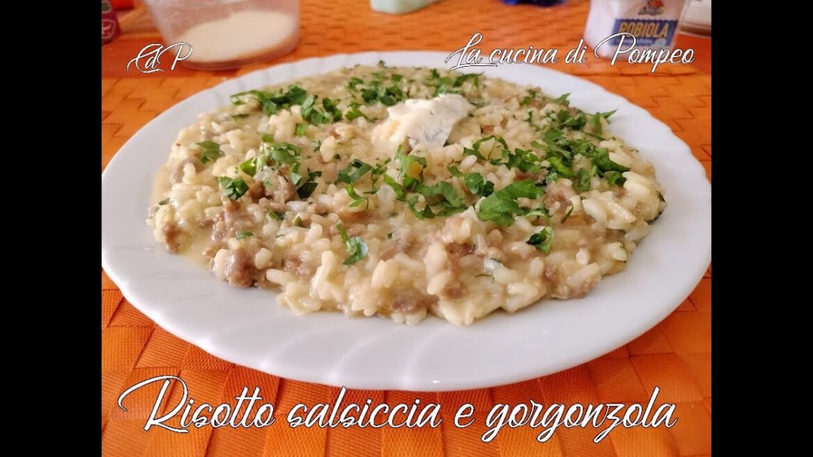 RISOTTO CON SALSICCIA E GORGONZOLA #asmr #shorts RISOTTO CON SALSICCIA E GORGONZOLA #asmr #shorts