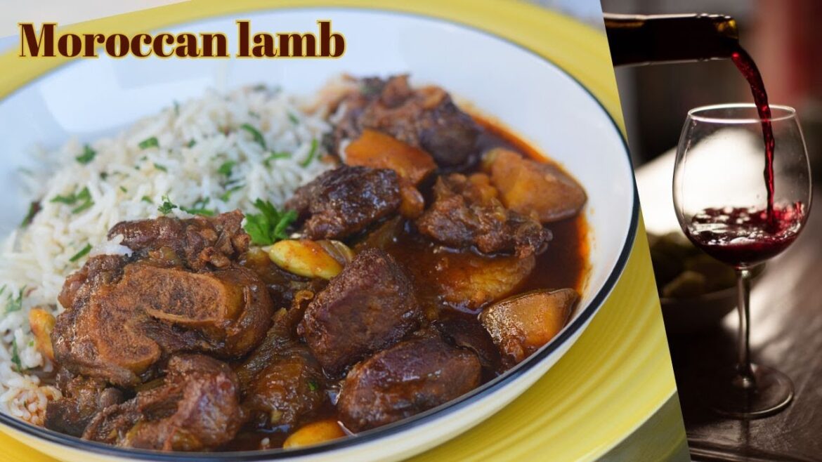 A simple MOUTH-WATERING and AROMATIC Moroccan LAMB TAGINE | Perfect dinner for the END of the year