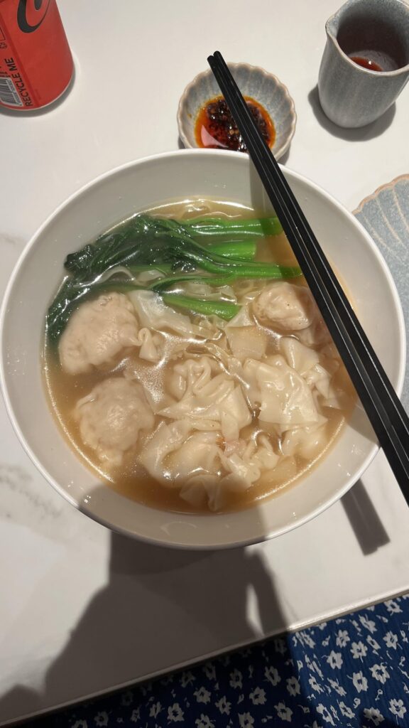 estimate in the portion of wonton noodles?