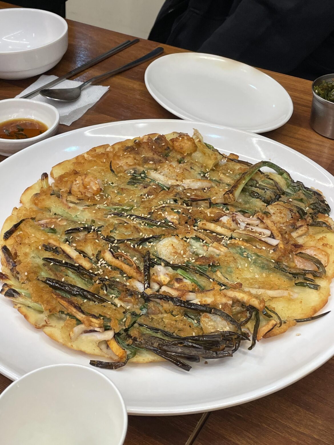 해물파전(Korean Seafood Pancake)