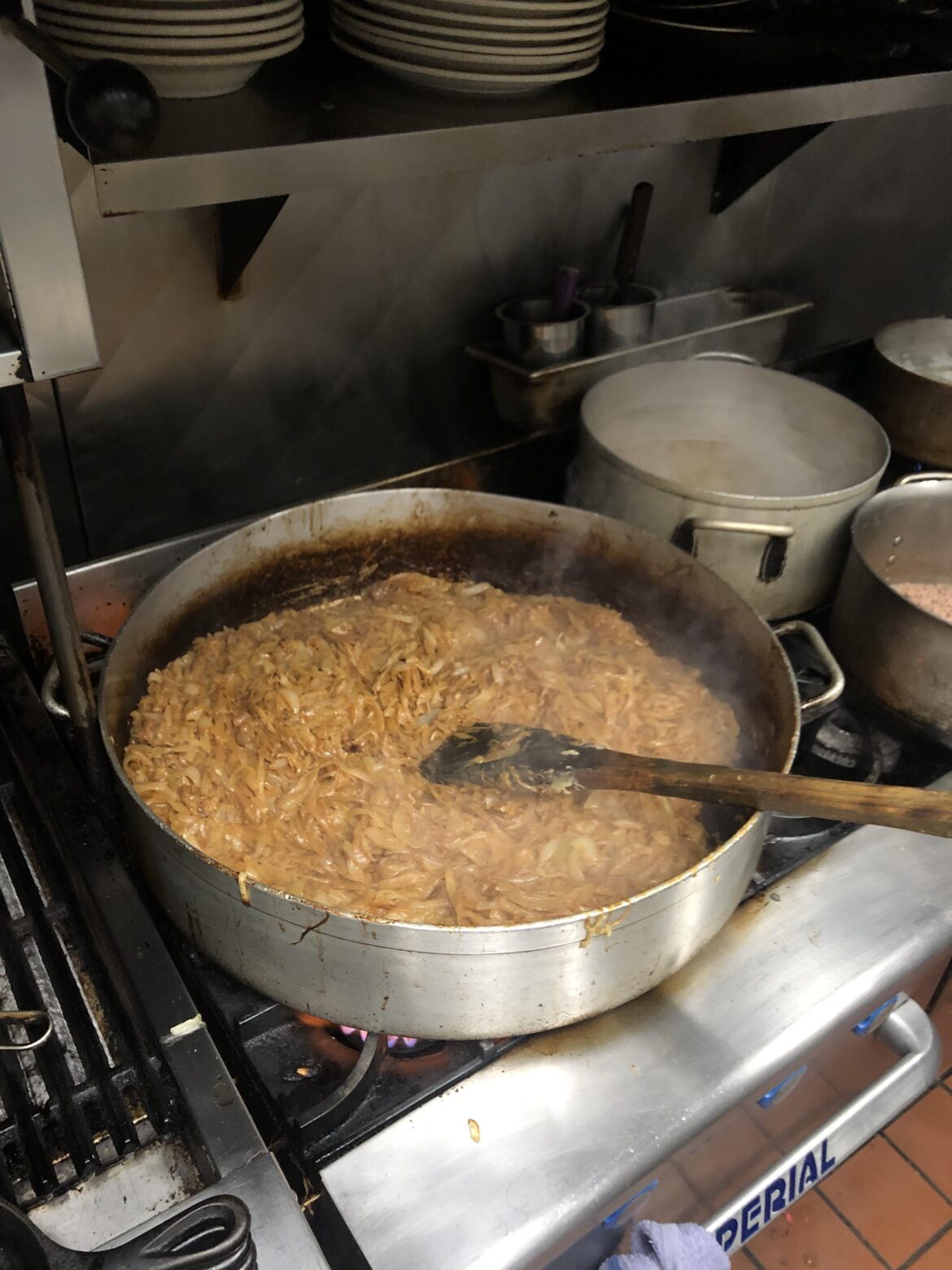 carmalizing 50 onions !