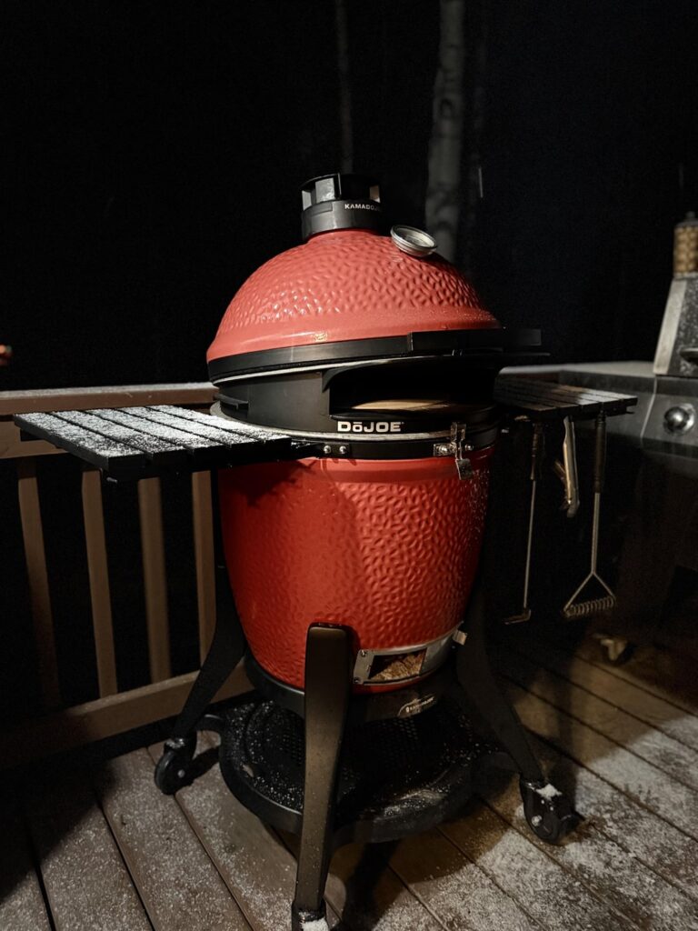 First Pizza on the Kamado Joe