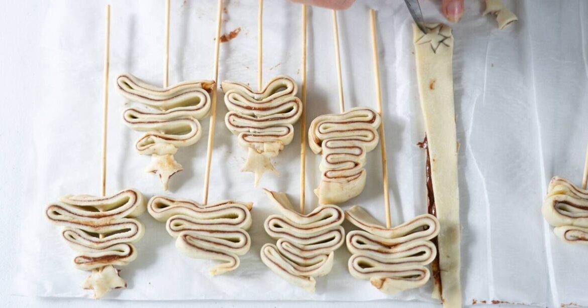 Make puff pastry Christmas trees that are 'lovely' for the dinner table