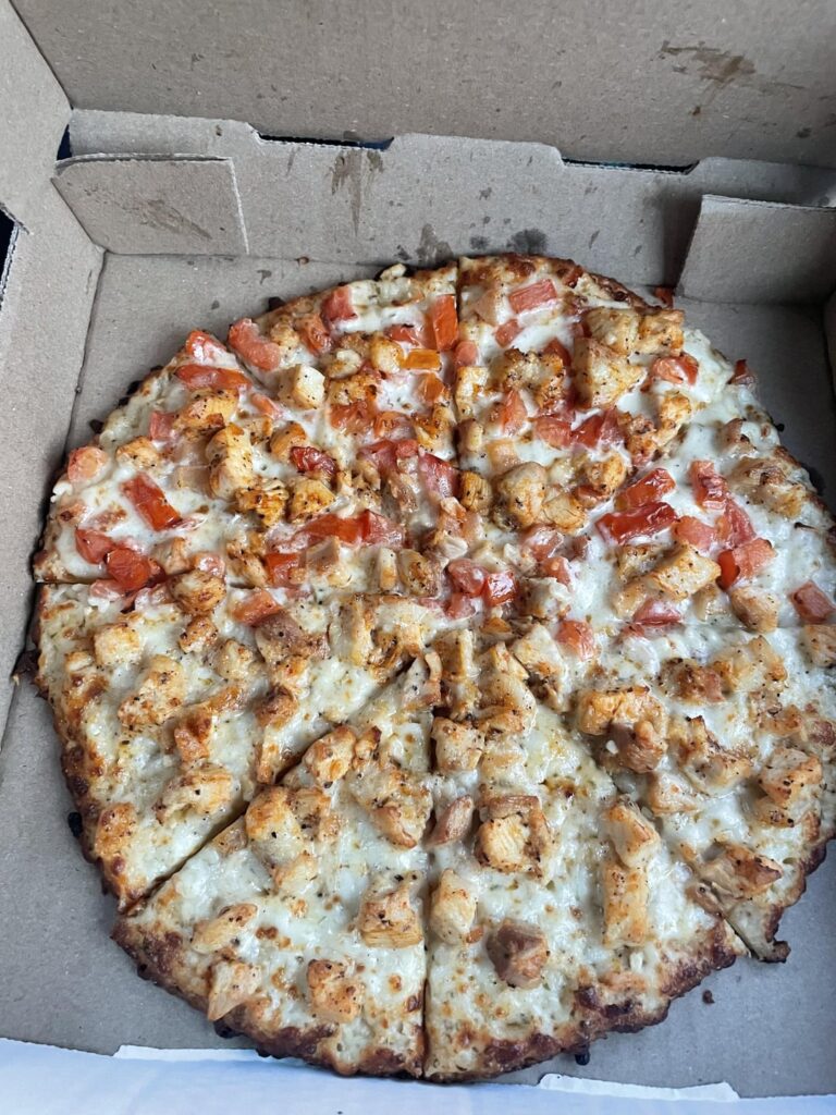 10” thin crust pizza with chicken tikka