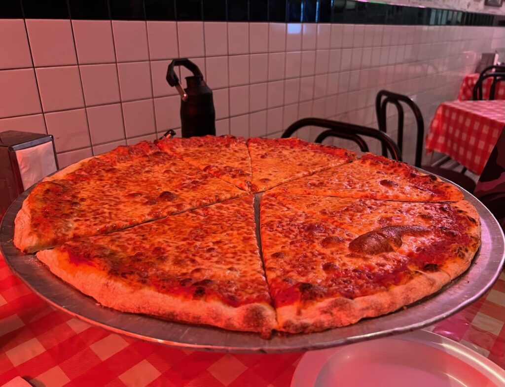 My Favorite Pie in LA - Mulberry Street Pizzeria (Encino)