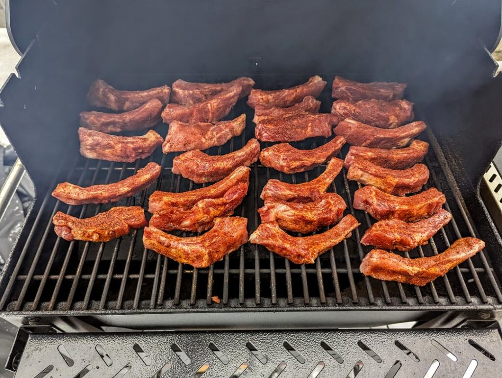 Party ribs on the Searwood 600