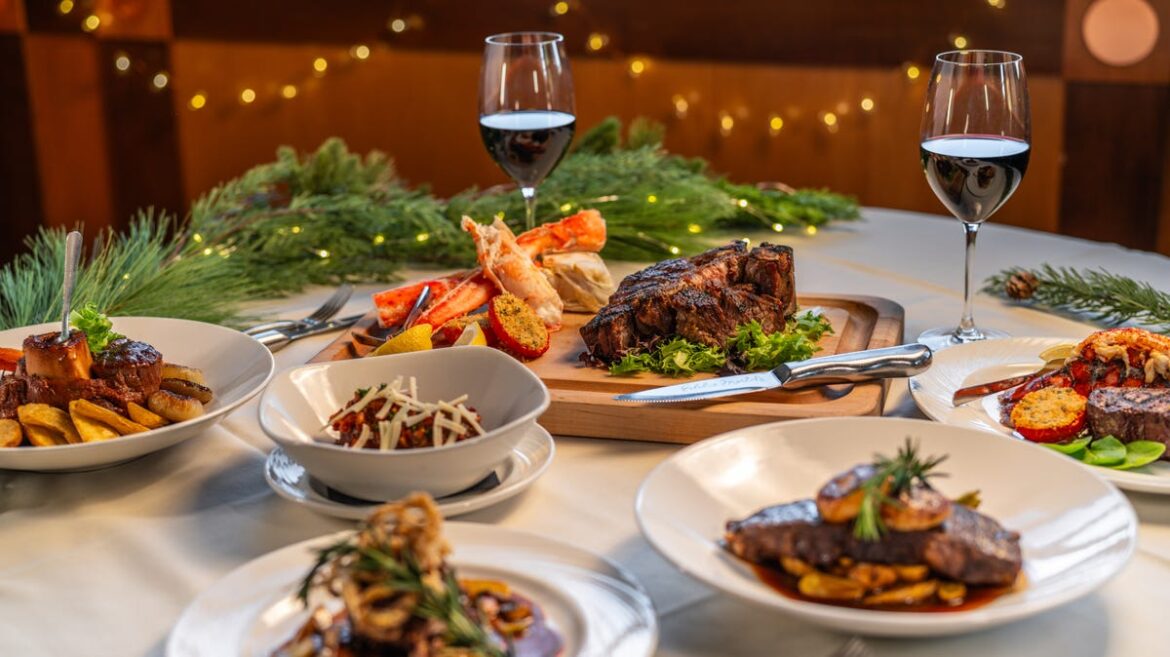 Restaurants open on Christmas Day 2024 in metro Detroit Restaurants open on Christmas Day 2024 in metro Detroit