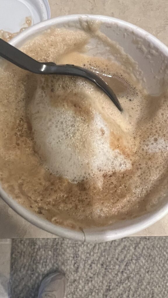 Wait a minute! Yesterday I asked about a no foam latter and yall told me to order a Flat White. I did…and it has even more foam than a latte.