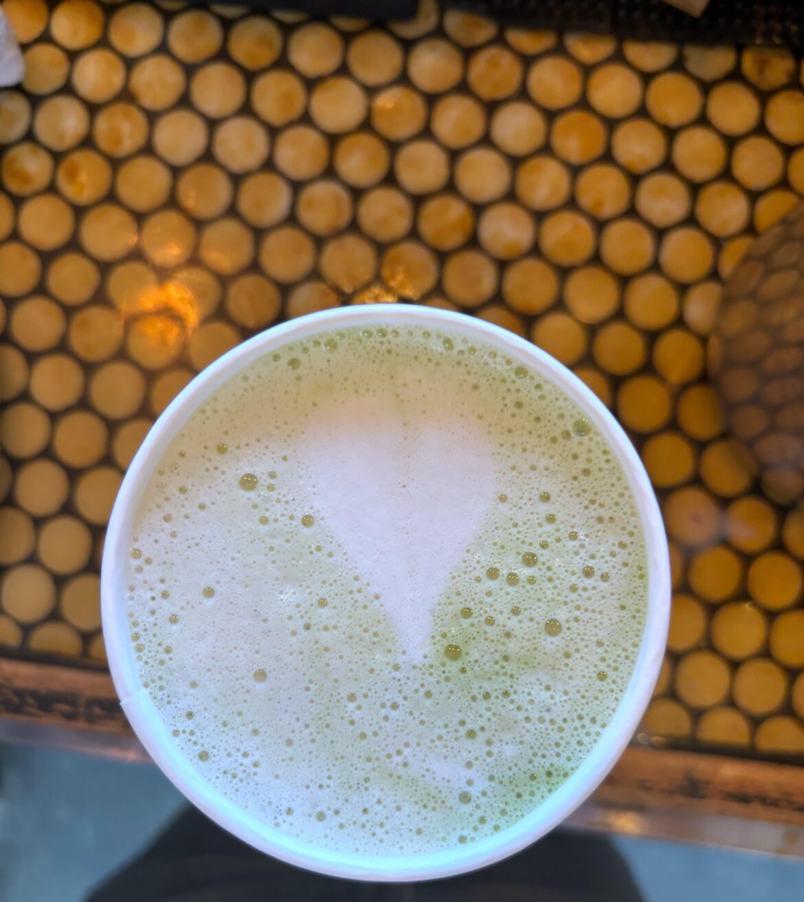 I finally learned how to do a heart!!! (Ignore the bubbles >_< )