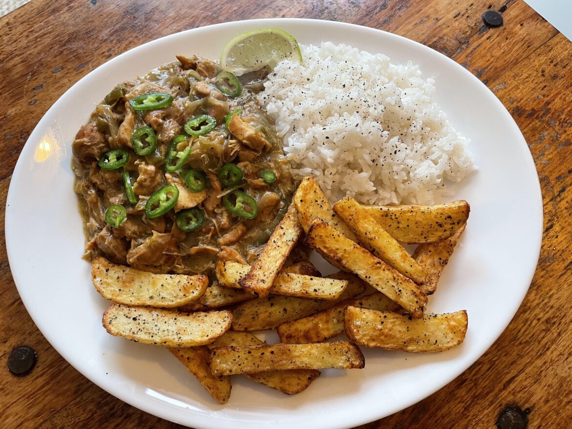 Green Thai Curry with homemade chips & rice