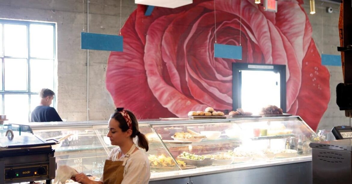 The Rose in Venice is closing