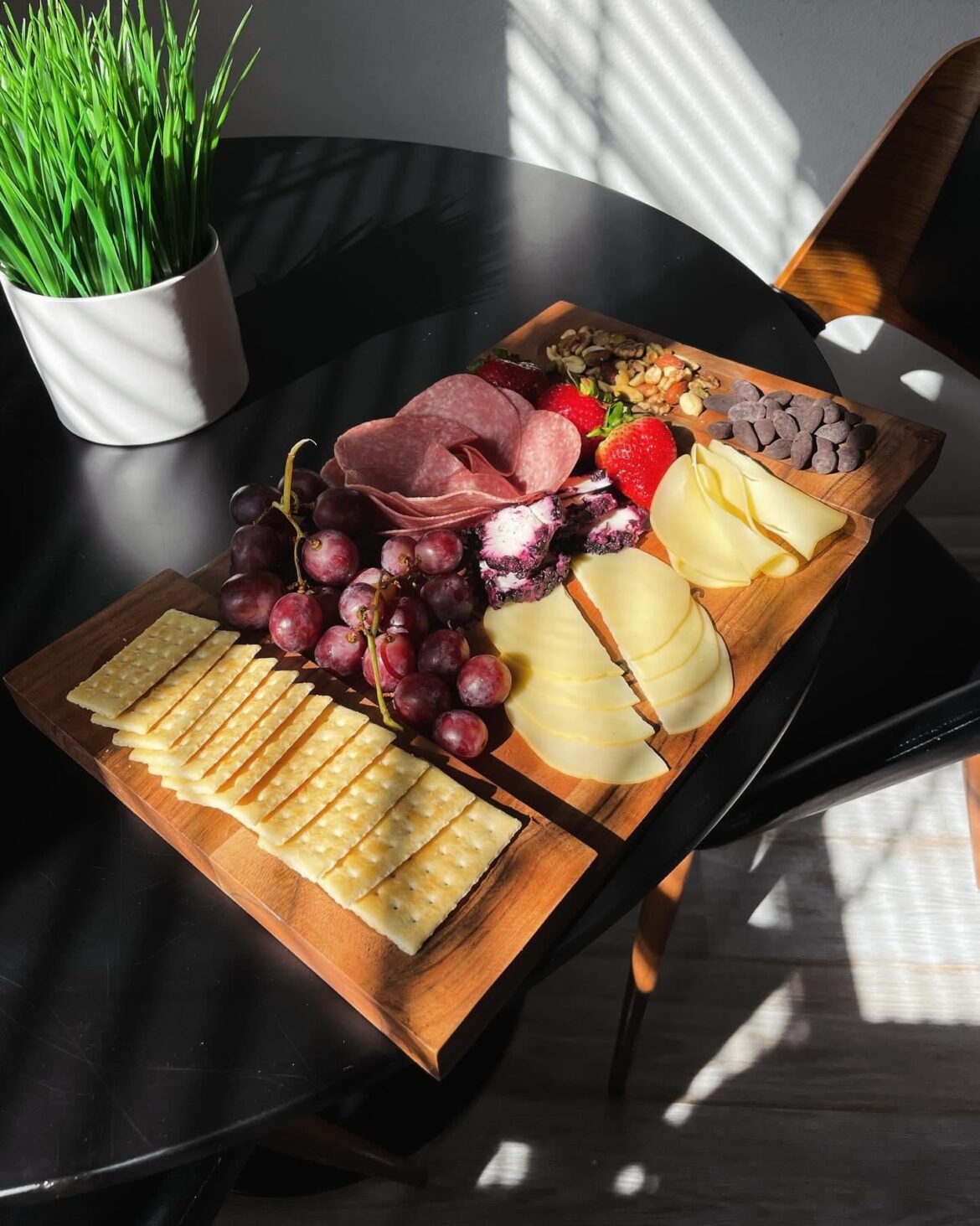 Simple arrangement for a girls’ stay-in movie day