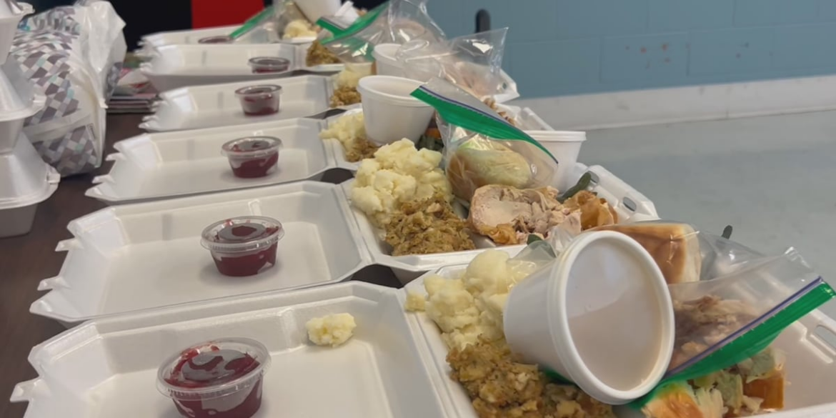 Retired Kansas City detective to host free Christmas dinner