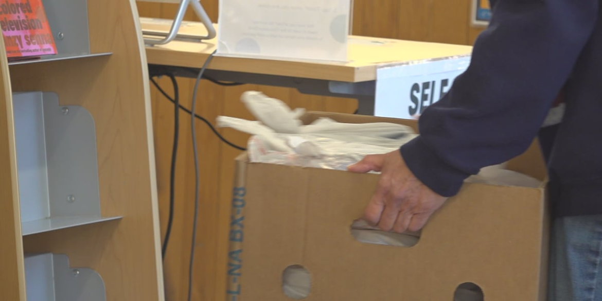 Fletcher Free Library offers Christmas dinner to those in need