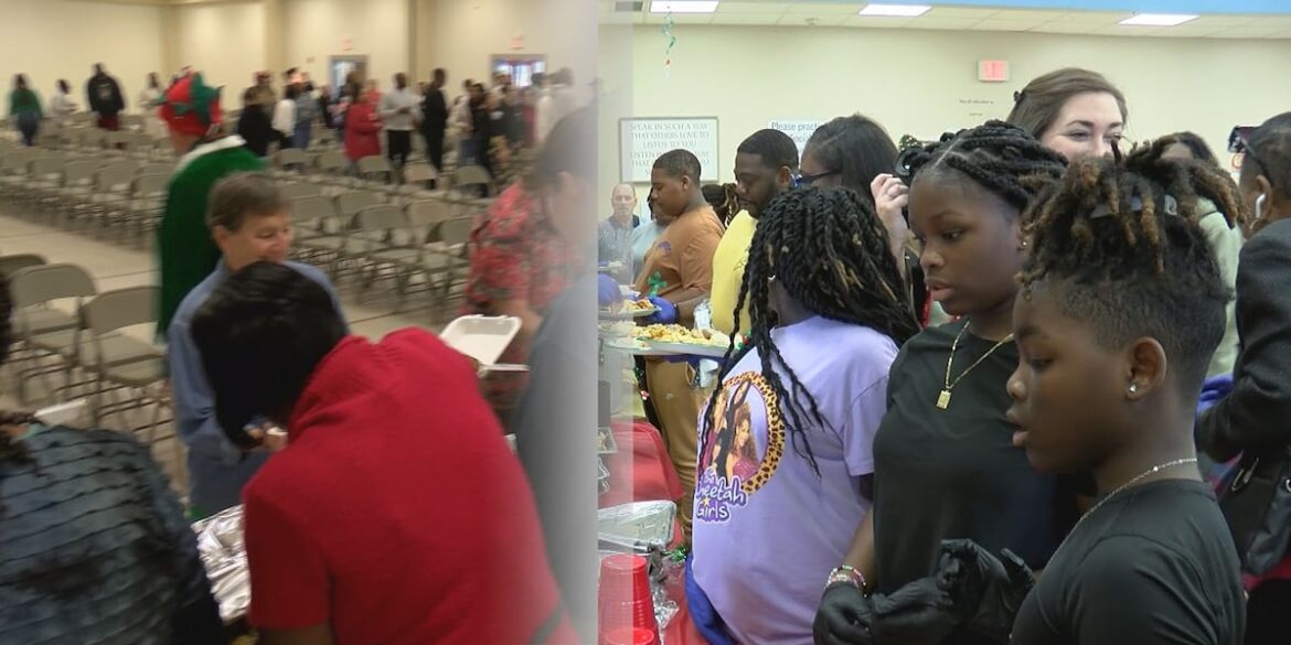 Coast groups provide Christmas meal for those in need Coast groups provide Christmas meal for those in need