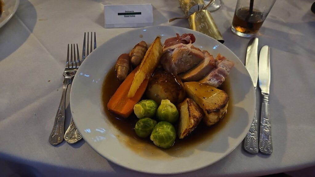 Hello! How many calories in this Turkey in gravy + Potatoes, Parsnip, Brussels Sprouts, Pigs in Bklankets + Pepper and Tomato Soup :)