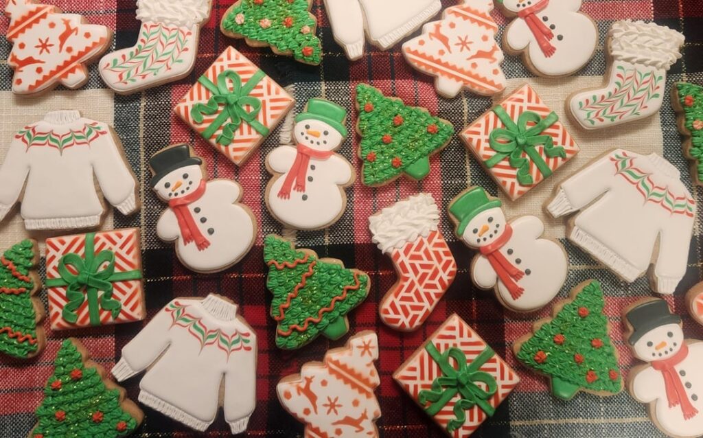 I always love a classic color scheme!