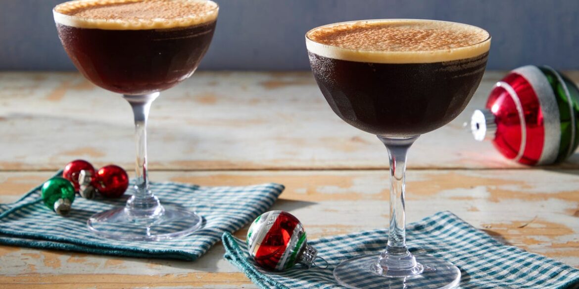 Christmas Cocoa Martini Is the Perfect Twist on an Espresso Martini