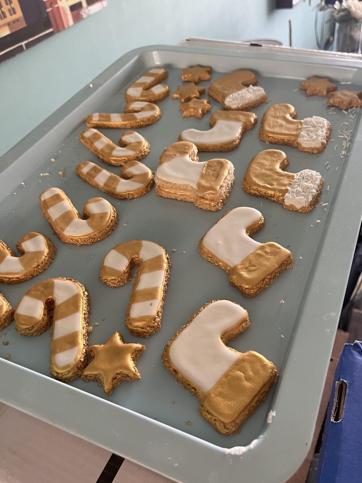 Third attempt, learning to paint with gold nacre :)