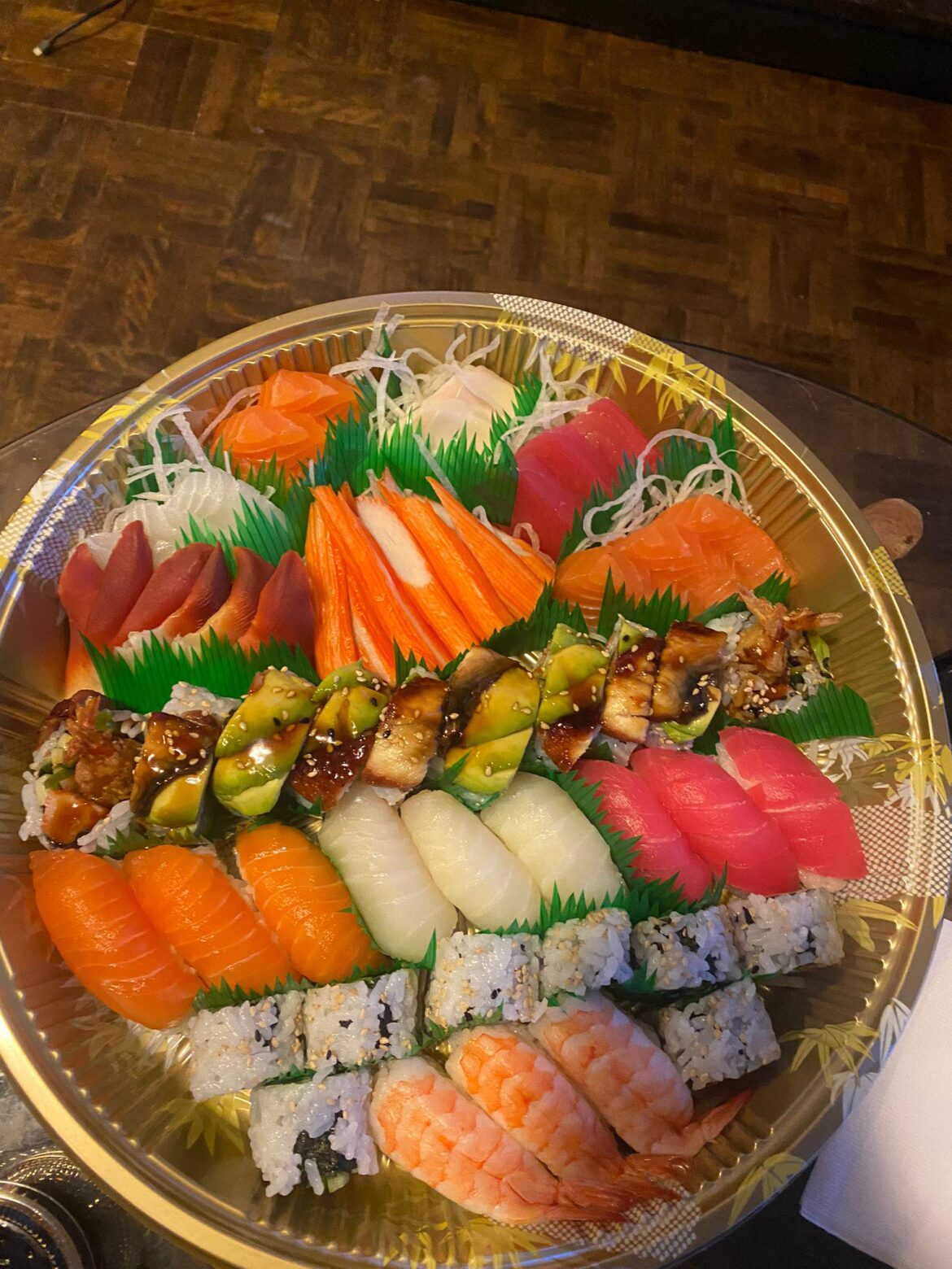 Sushi platter