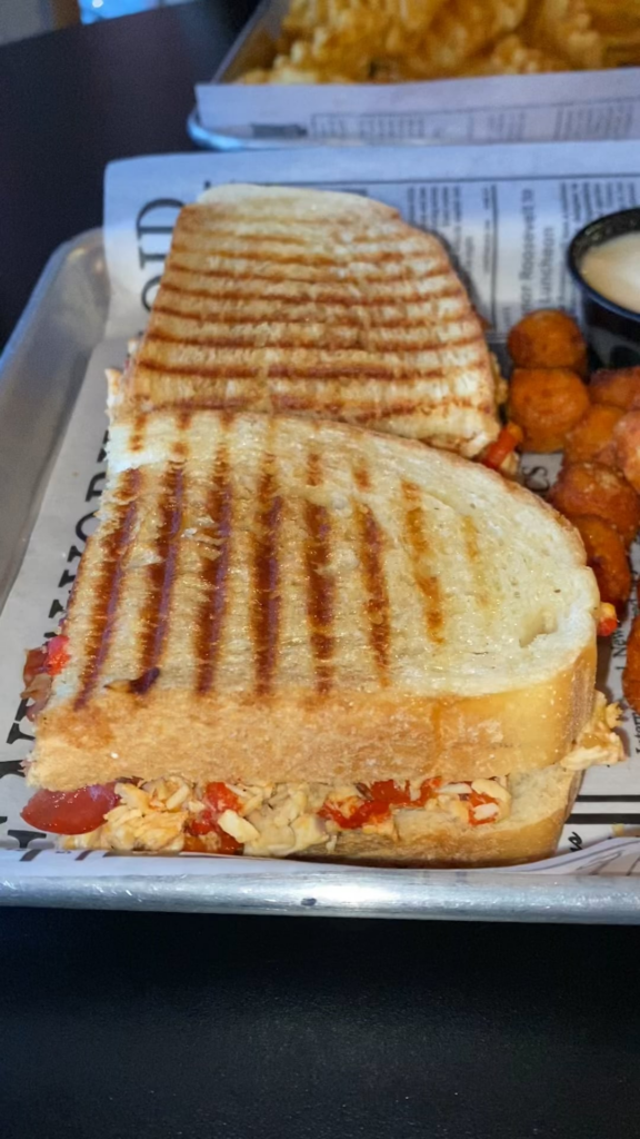 Red Pepper & Chicken Bacon