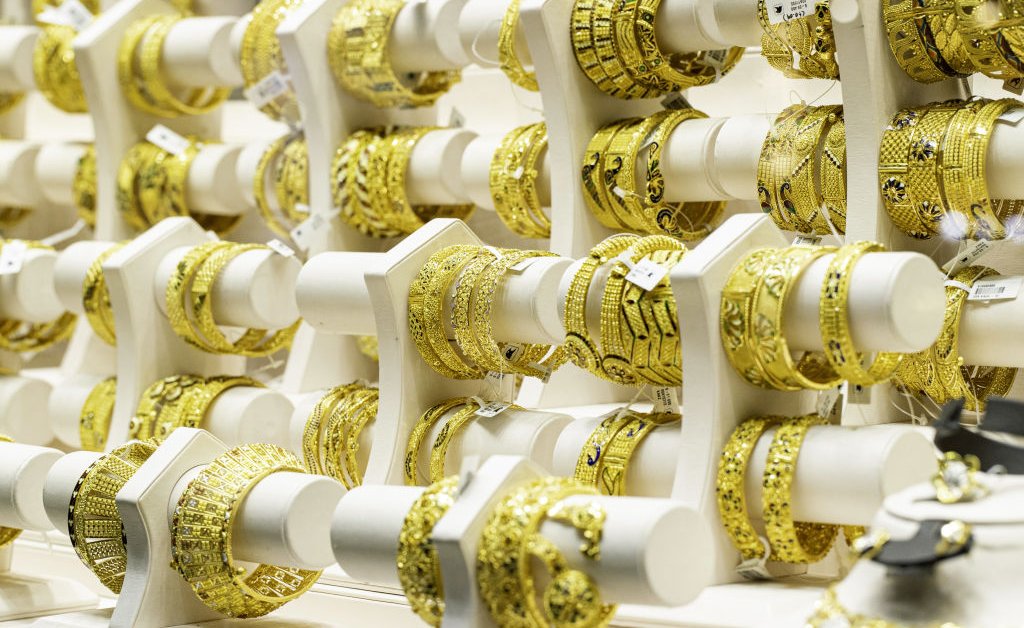 The Dark Side of Gifting Gold The Dark Side of Gifting Gold